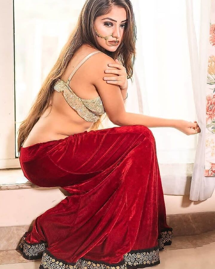 sexy saree