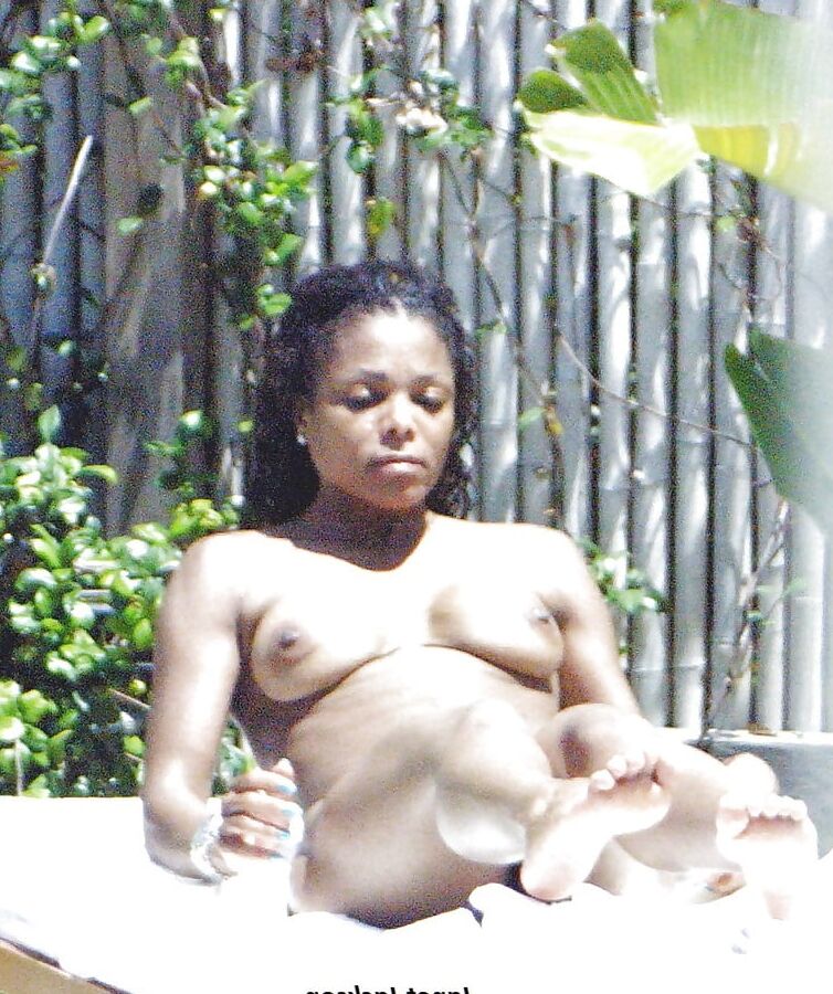 Celebrity nude