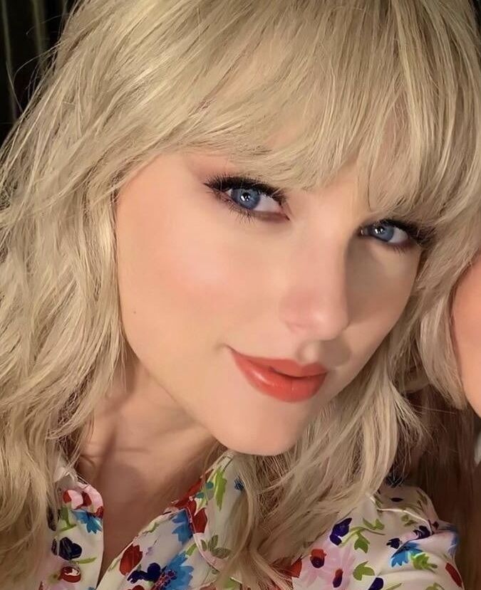 Taylor Swift - her perfect mouth