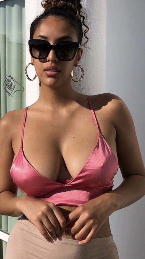 Sarah sexy marocaine