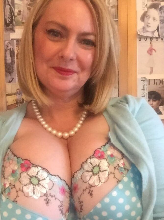 Hot Mature