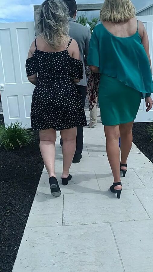 Mature pawg NO NUDITY
