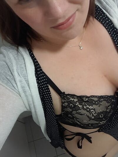 Flocoquinette French Webslut Exposed