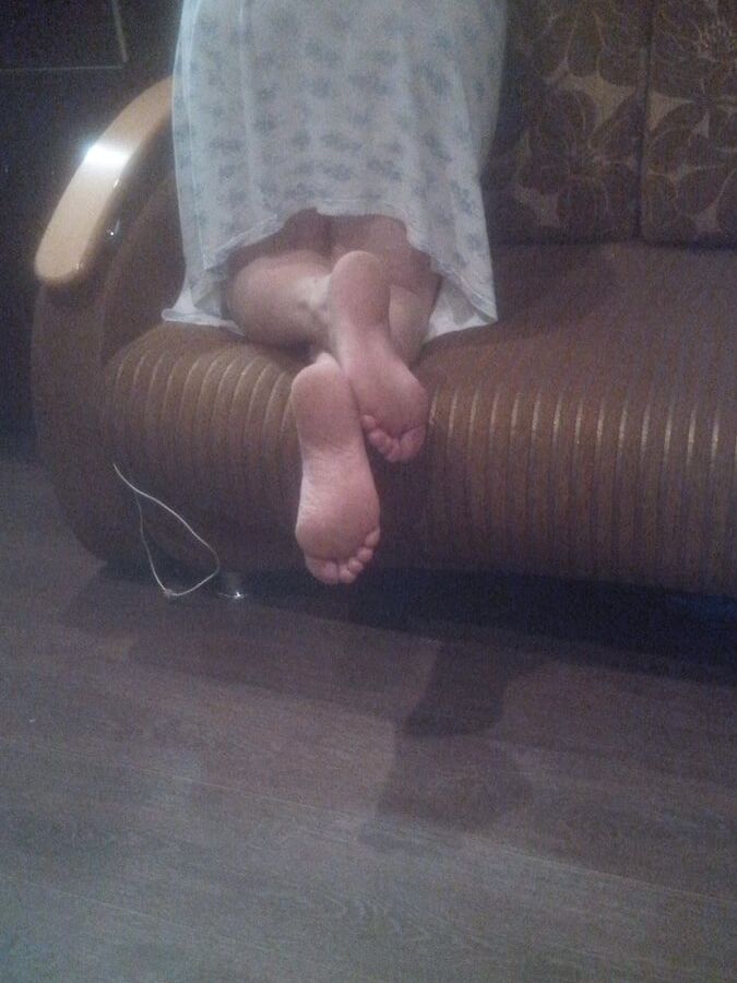My granny mom&;s feet and soles
