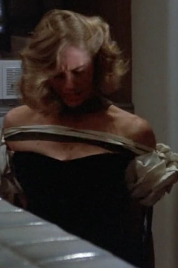 Celebrity Boobs - Cybill Shepherd