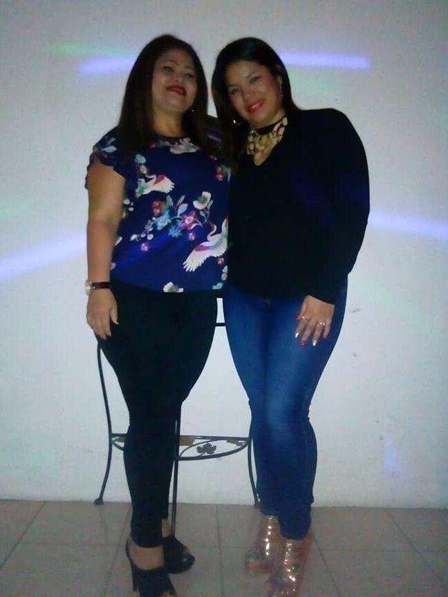 UNA RICA MADURITA Y SU SABROSA AMIGA