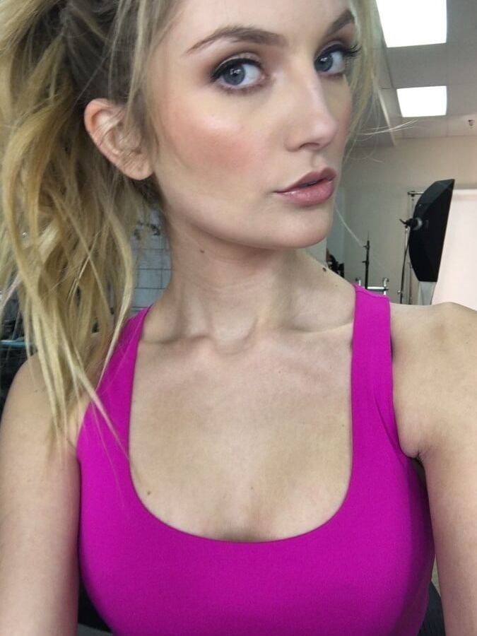 Sexy blond cumslut
