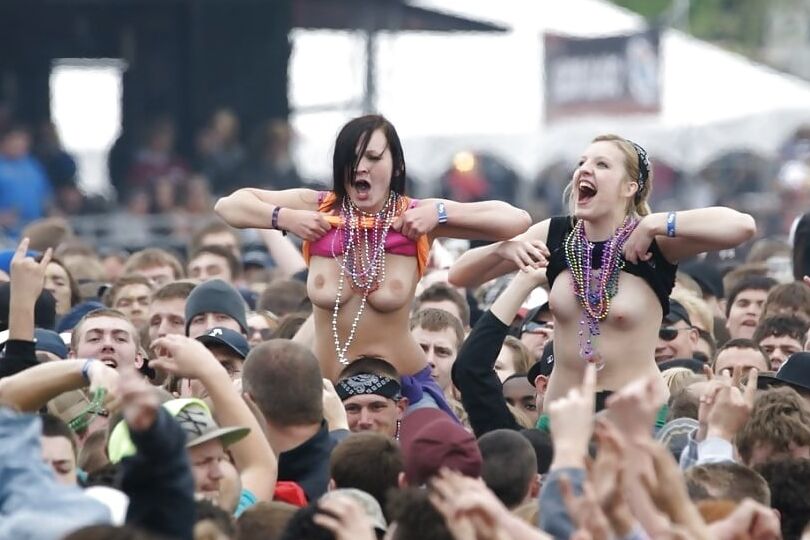 Flashing Tits