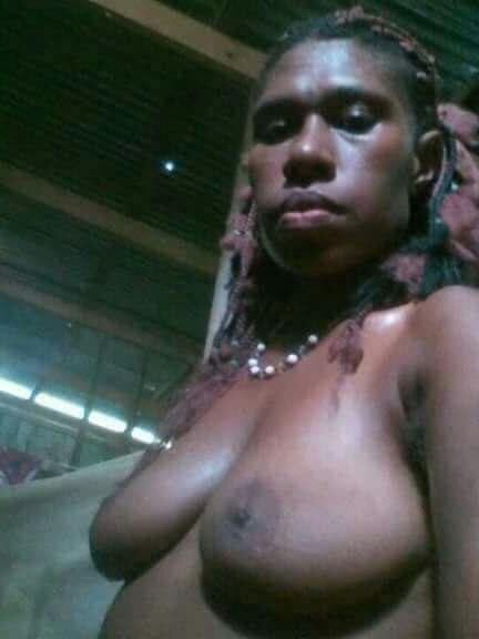 Png April k traila kapis