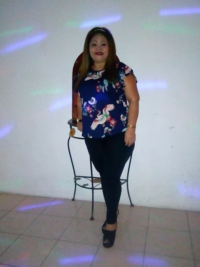 UNA RICA MADURITA Y SU SABROSA AMIGA