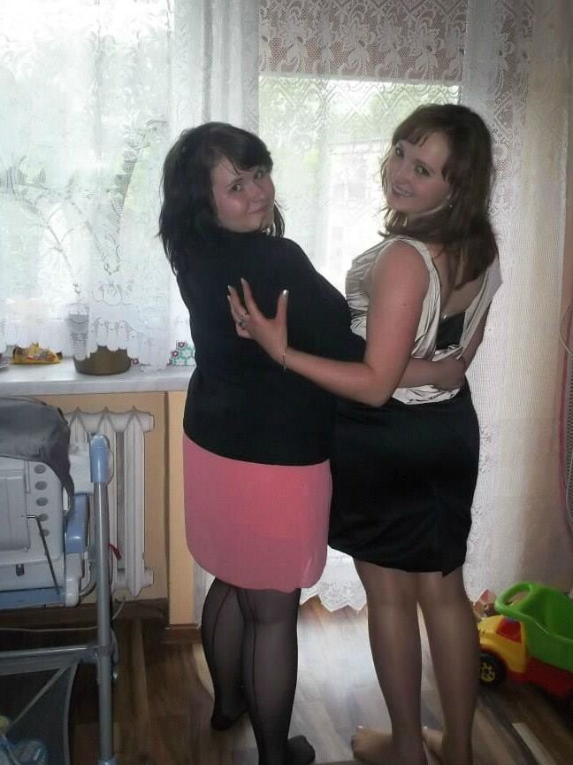 sexy females in tights pantyhose nylons