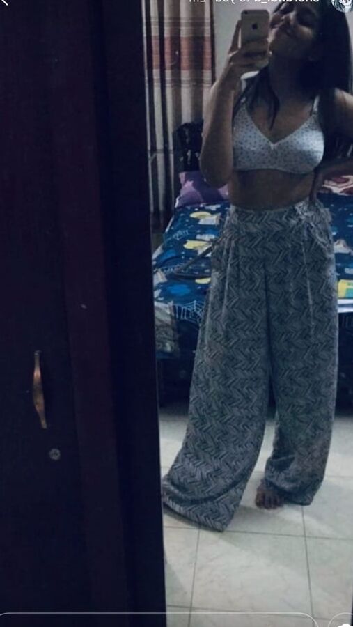 DeSi Horny GF sending NuDeS -.-&;
