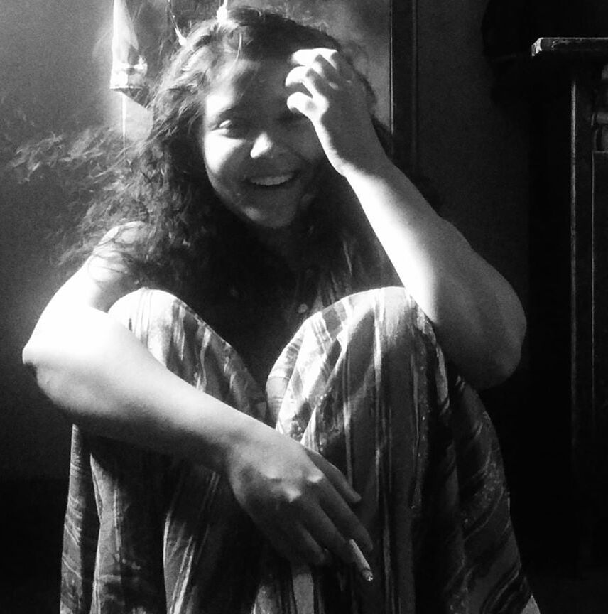 INDIANS DESIS SMOKING
