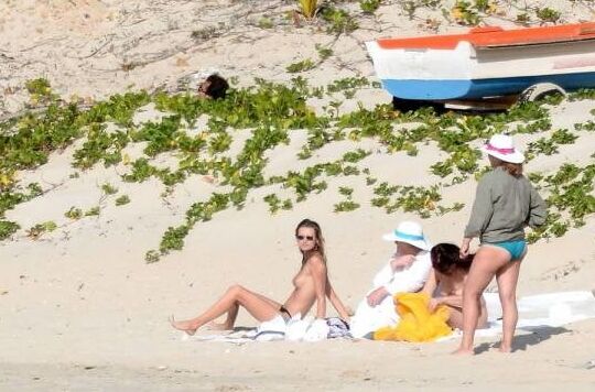 Slut Model Edita Vilkeviciute Nude Beach