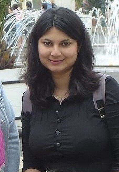 Busty Paki Pakistani Moms and MILF
