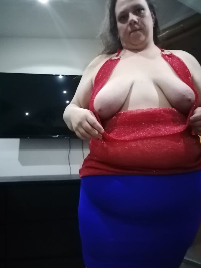 Mature in Clothes
