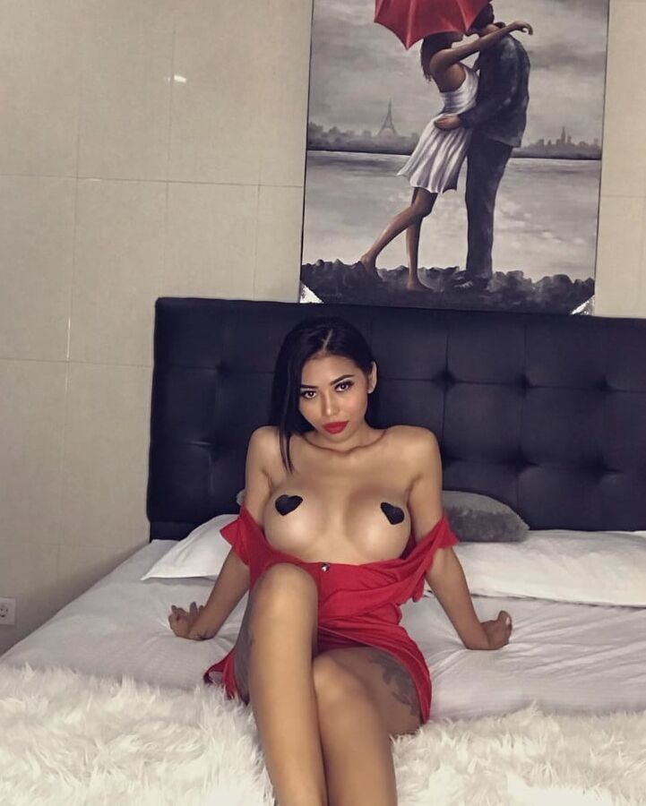 Dirty Asians (including sexy Lulu Sparks) - LL