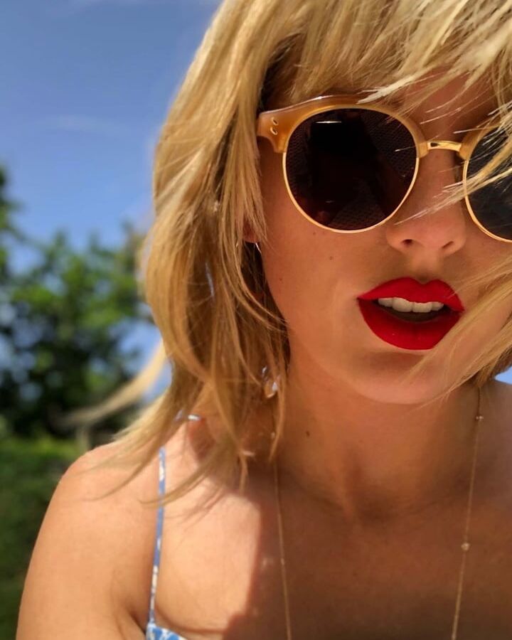 Taylor Swift - her perfect mouth