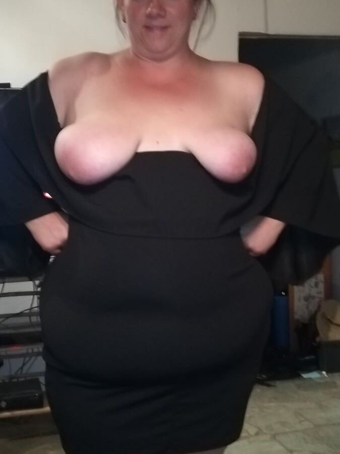 Mature in Clothes