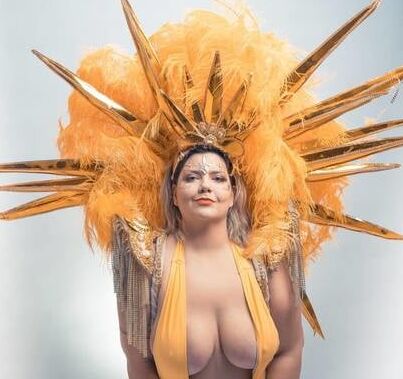 DEBORA PORTO, A GORDELICIA