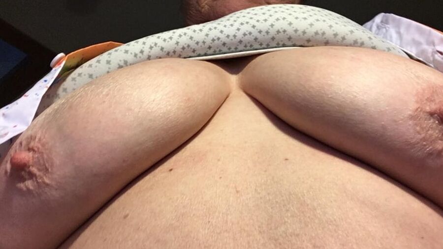 White Granny sends me nasty pic years after fucking