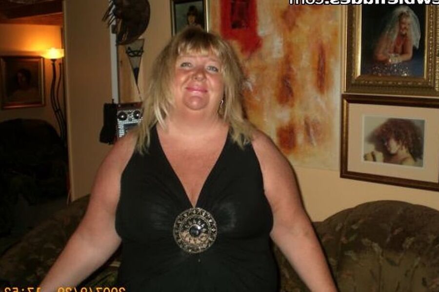 GOLDENPUSSY