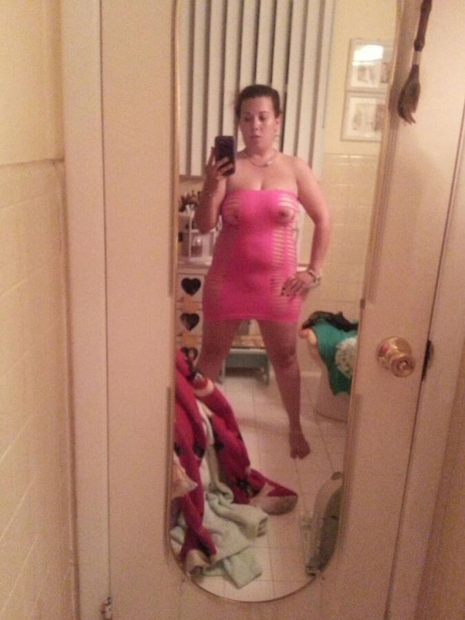 Cuck has a slut wife to show off. His kik in the description