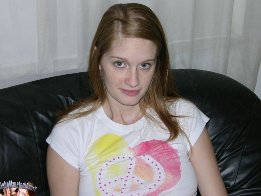 Pussy beuty fingern pink asshole Spucke