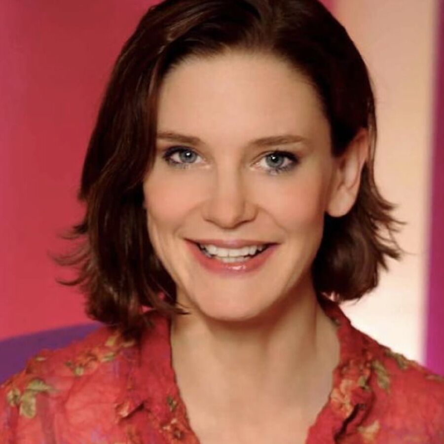 Susie Dent