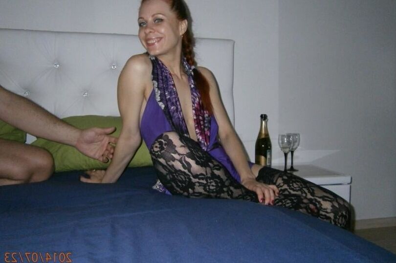 Russian SexWife Lora