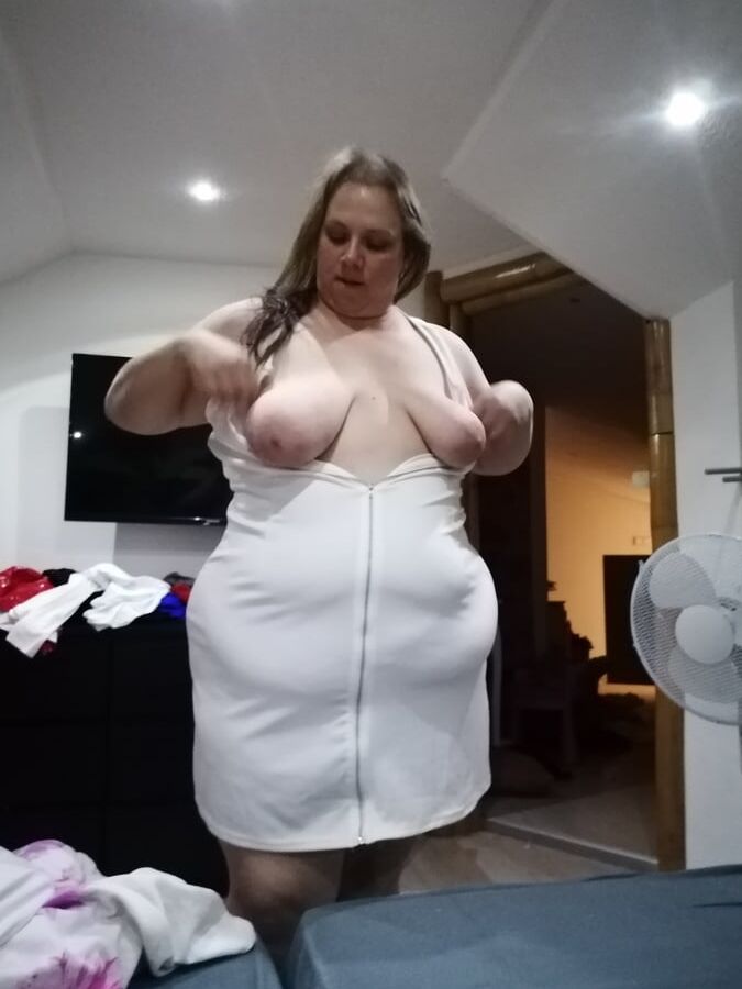 Mature in Clothes