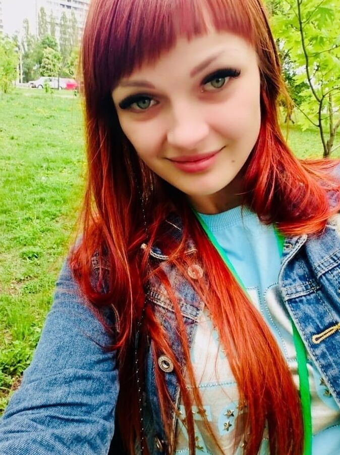 HOT BODY GINGER AMATEUR