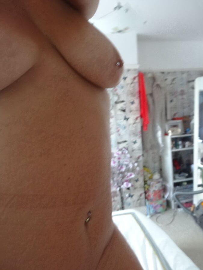 Can You See My White Bits ?