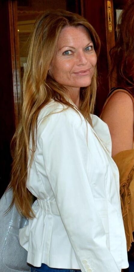 MILF-tastic! Captivating Kate!
