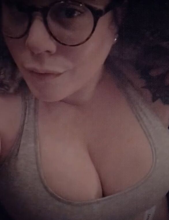 BIG BOOBS BABE