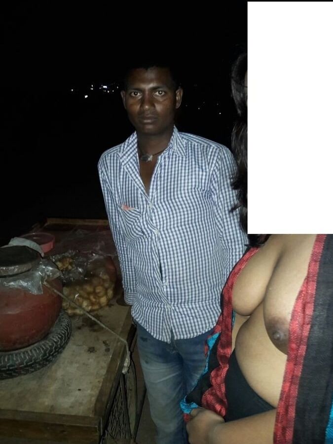 Hot girls bhabhi outdoor capture