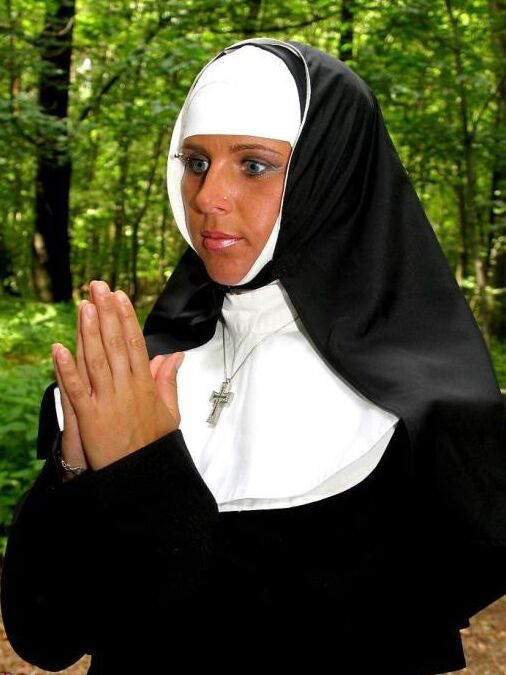 nun