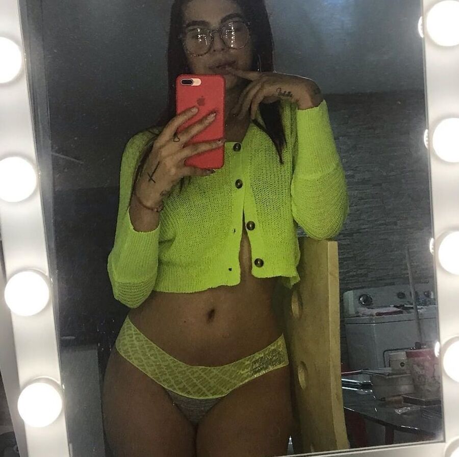 Hot selfie