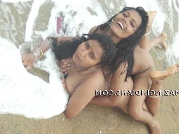Amazing Indians - Anjali and Mayura Lesbians