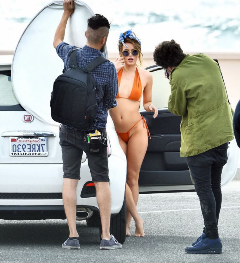 bella thorne playing tease