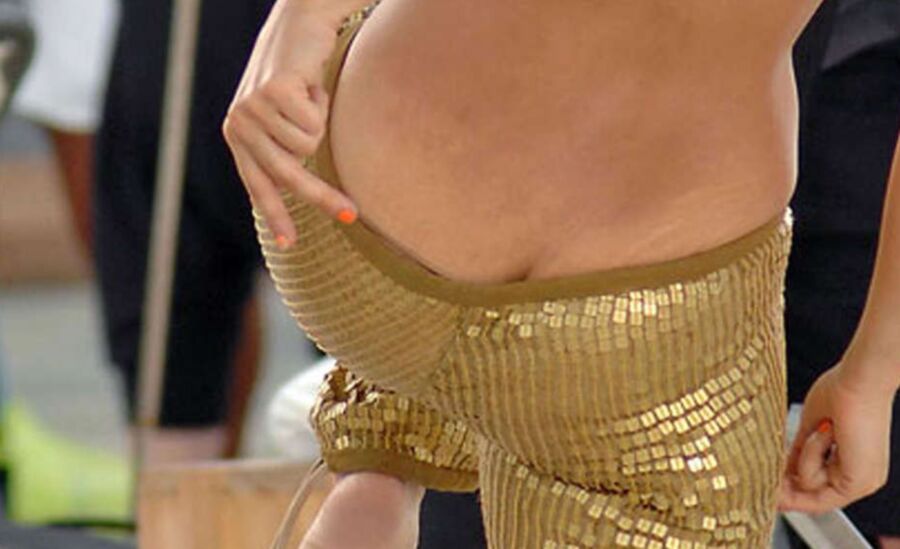 Shakira sexy