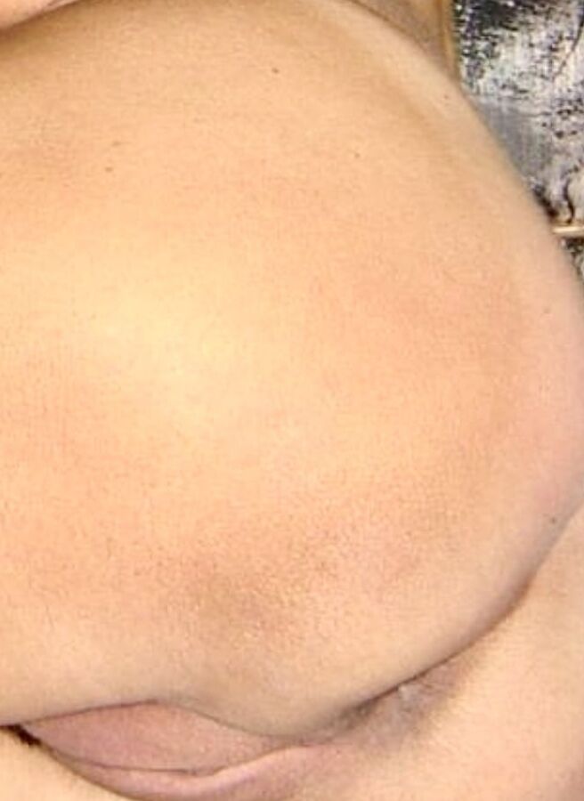 Stunning Fit Hairy Cunt Tan Lined MILF Perfect In All Angles