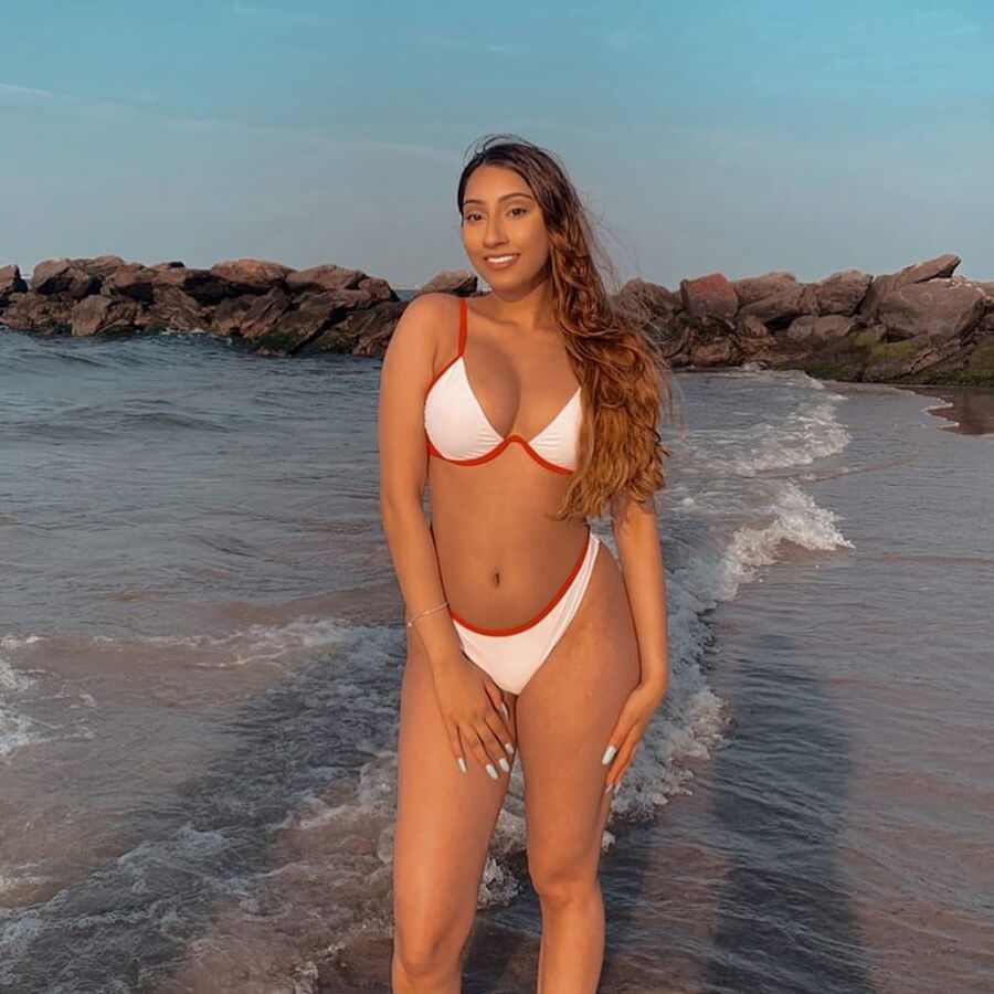 what would you do to this thick curvy asian? leave comments