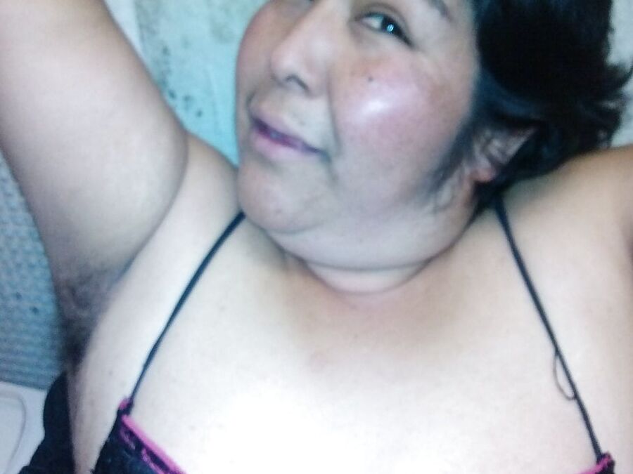 Increible peludita Madura