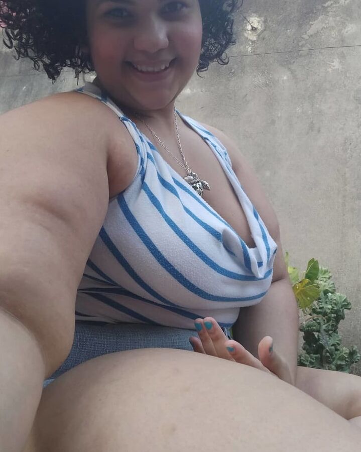 Amateur saggy face to cum