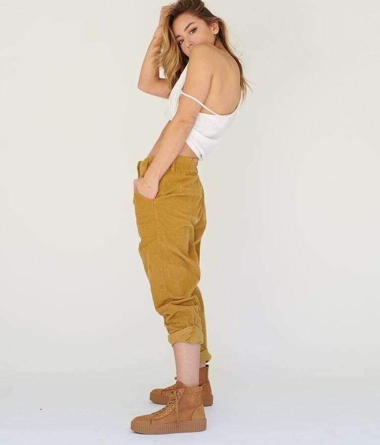 Chloe Bennet