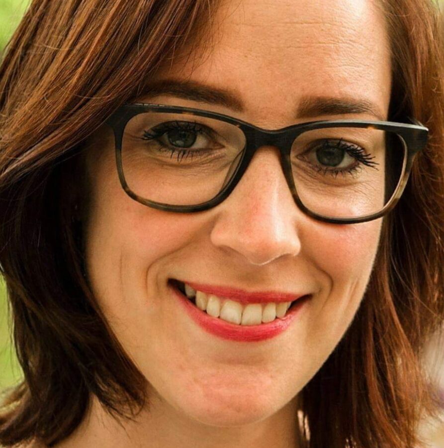 Which Milf Face Gets Your Cum?