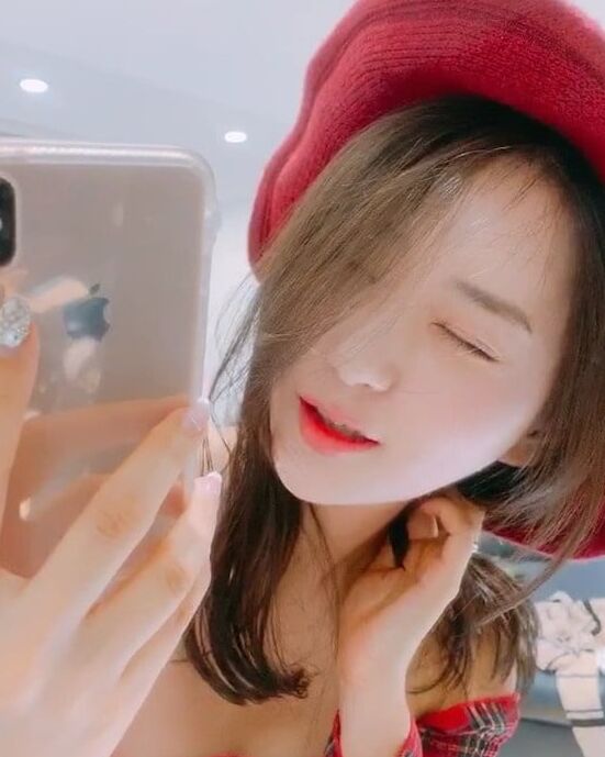 Sexy korean girl