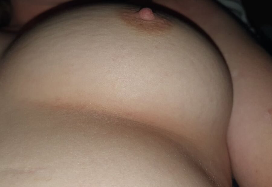 Deutsche milf titten Hausfrau