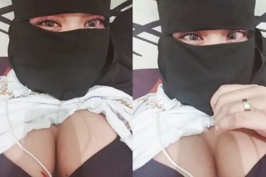 Toket Brutal Hijab